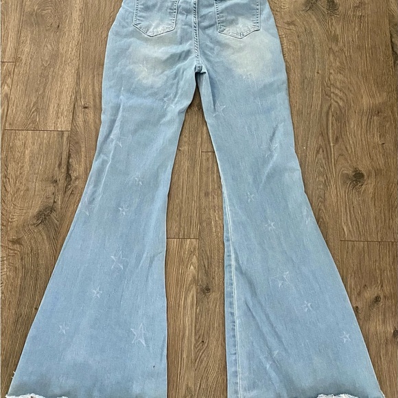 Nasty Gal bell bottoms stars jeans flattering size 2 small soft boutique boho - Picture 3 of 4